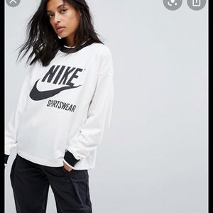 Nike Archive sport wear retro style sweatshirt